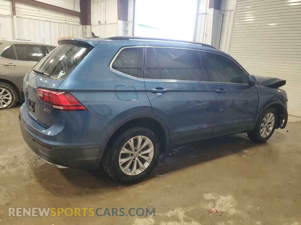 3 Photograph of a damaged car 3VV2B7AX2KM048382 VOLKSWAGEN TIGUAN 2019
