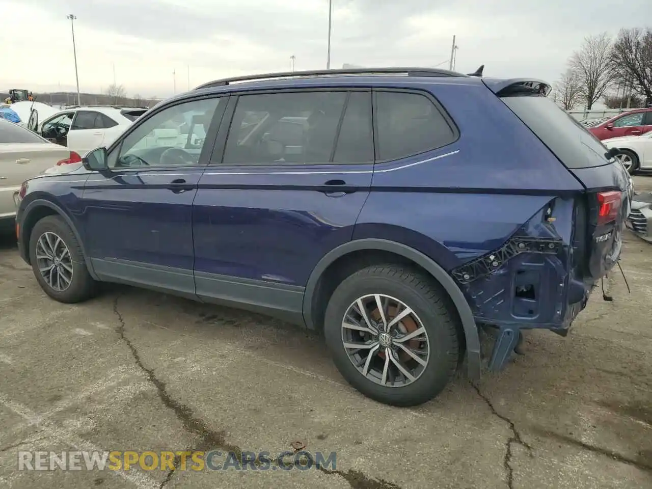 2 Photograph of a damaged car 3VV0B7AX3MM078792 VOLKSWAGEN TIGUAN 2021