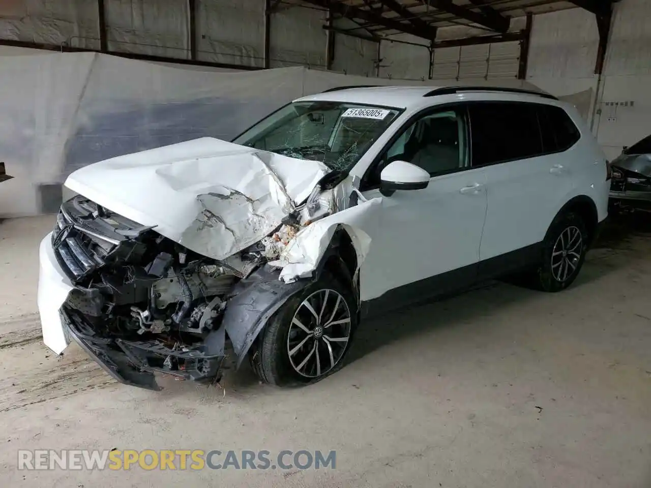 1 Photograph of a damaged car 3VV0B7AX4MM040312 VOLKSWAGEN TIGUAN 2021
