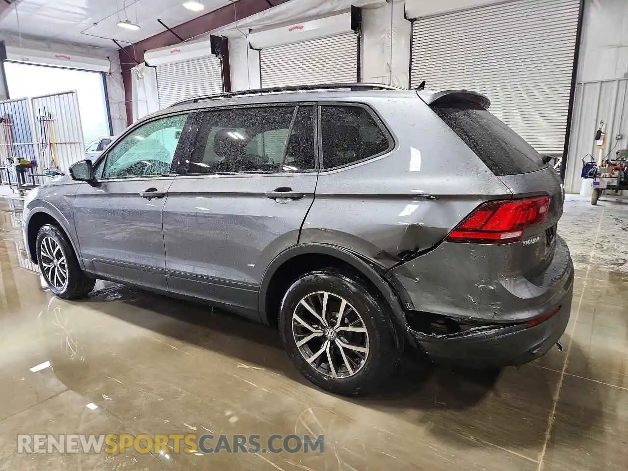 2 fotografías del automóvil dañado 3VV0B7AX5MM020313 VOLKSWAGEN TIGUAN 2021