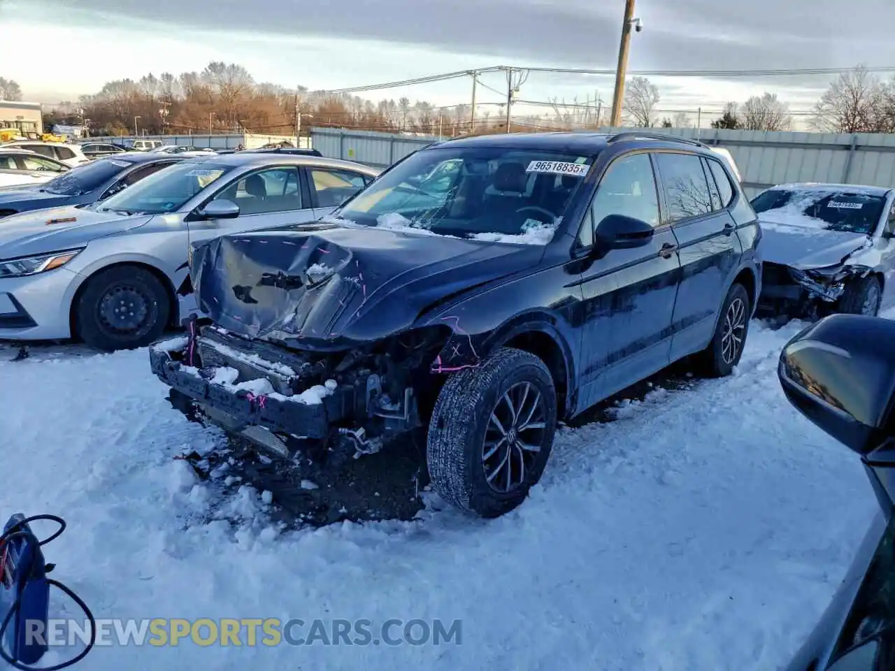 1 Photograph of a damaged car 3VV0B7AX5MM024796 VOLKSWAGEN TIGUAN 2021
