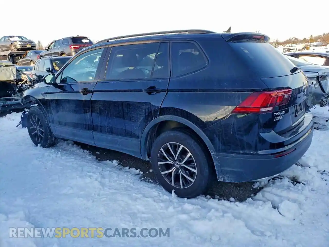 2 Photograph of a damaged car 3VV0B7AX5MM024796 VOLKSWAGEN TIGUAN 2021