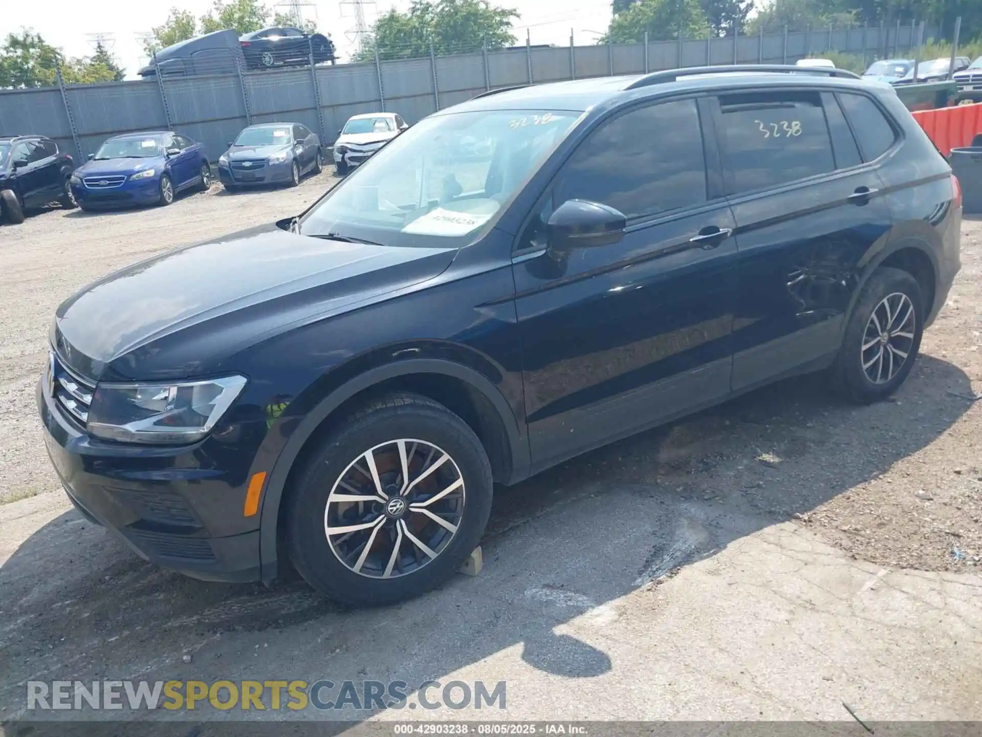 2 Photograph of a damaged car 3VV0B7AX7MM044483 VOLKSWAGEN TIGUAN 2021