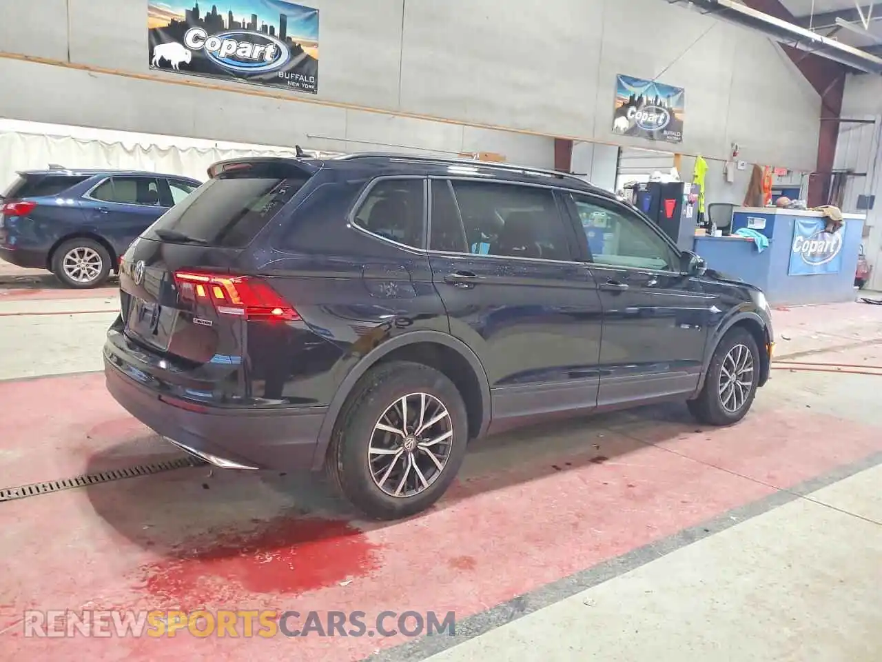 3 Photograph of a damaged car 3VV0B7AX9MM011243 VOLKSWAGEN TIGUAN 2021