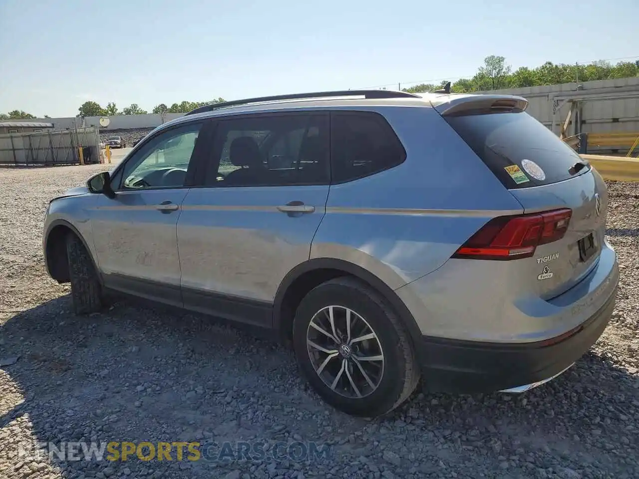 2 Photograph of a damaged car 3VV1B7AX0MM097692 VOLKSWAGEN TIGUAN 2021