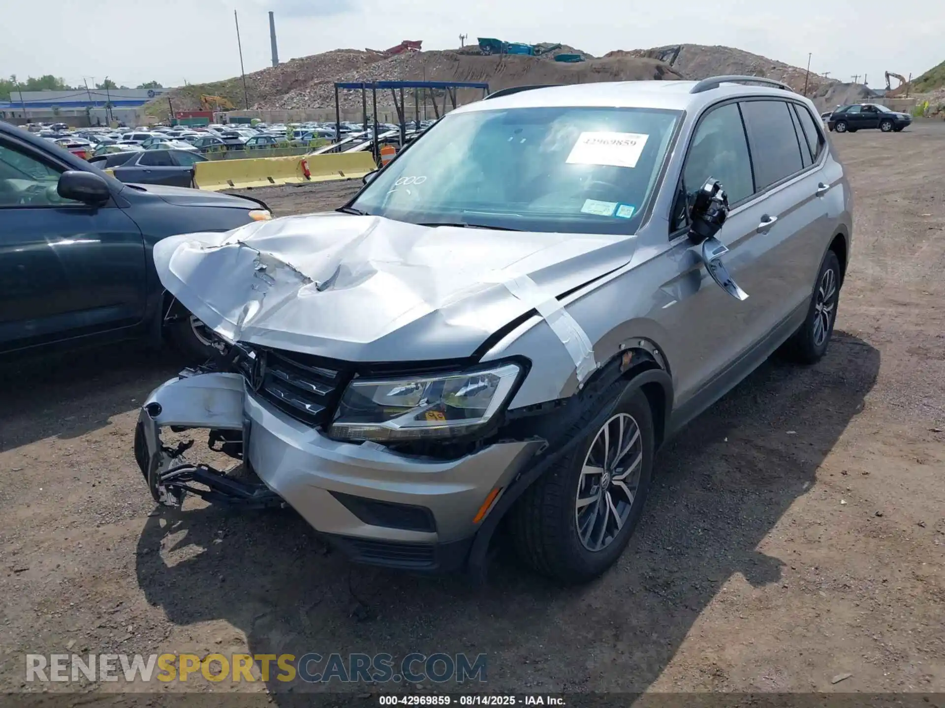 2 Photograph of a damaged car 3VV1B7AX1MM035332 VOLKSWAGEN TIGUAN 2021