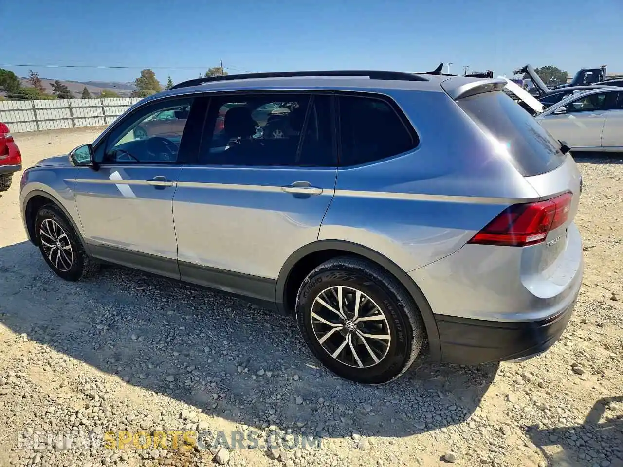 2 Фотография поврежденного автомобиля 3VV1B7AX1MM144860 VOLKSWAGEN TIGUAN 2021