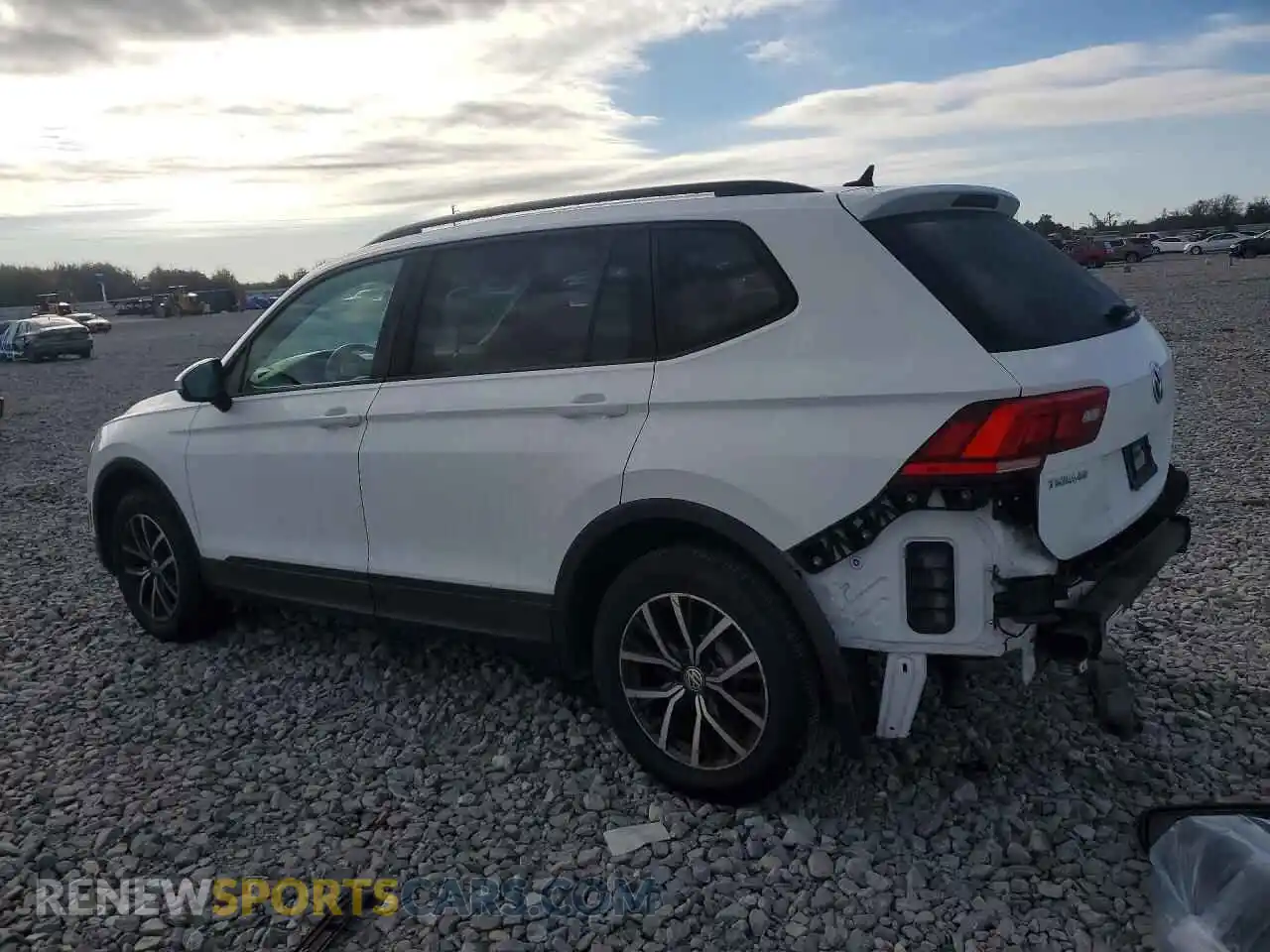 2 Photograph of a damaged car 3VV1B7AX6MM022415 VOLKSWAGEN TIGUAN 2021