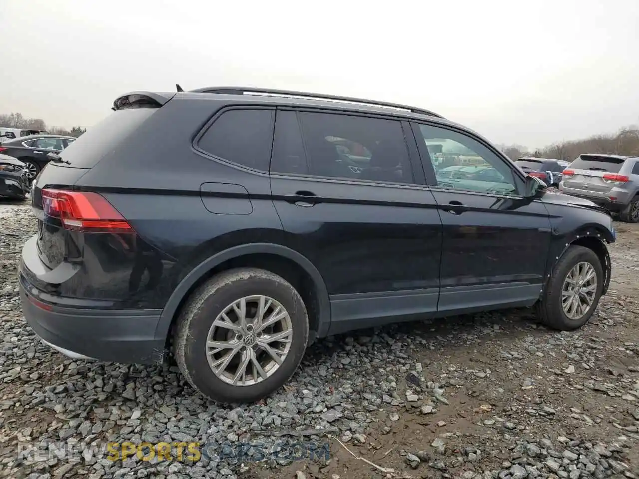 3 Photograph of a damaged car 3VV1B7AX6MM022849 VOLKSWAGEN TIGUAN 2021