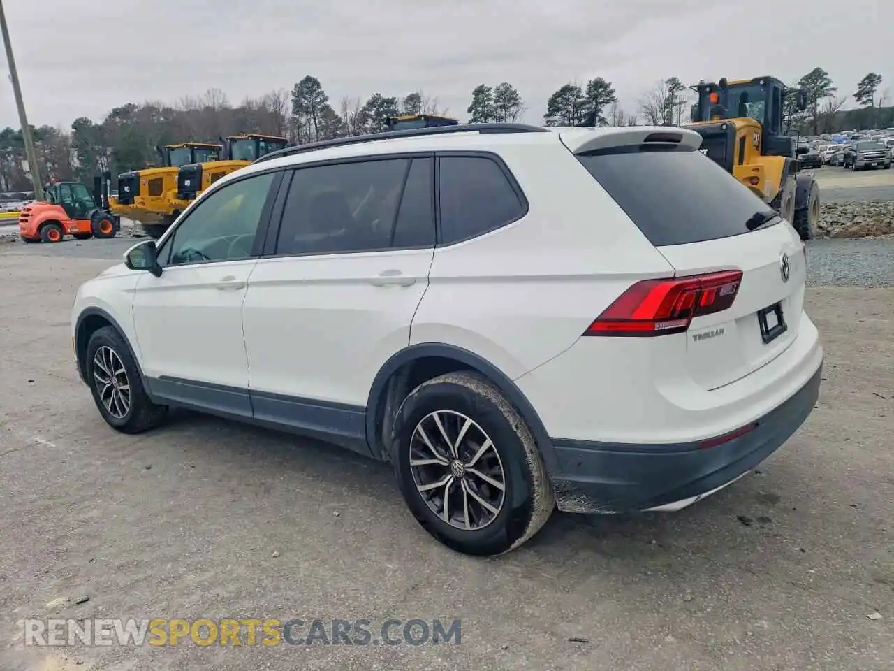 2 fotografías del automóvil dañado 3VV1B7AX6MM025914 VOLKSWAGEN TIGUAN 2021