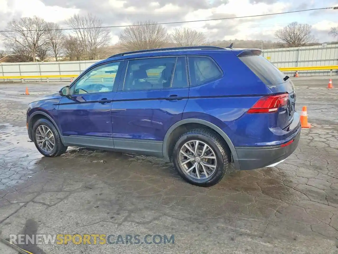 2 Photograph of a damaged car 3VV1B7AX8MM012159 VOLKSWAGEN TIGUAN 2021