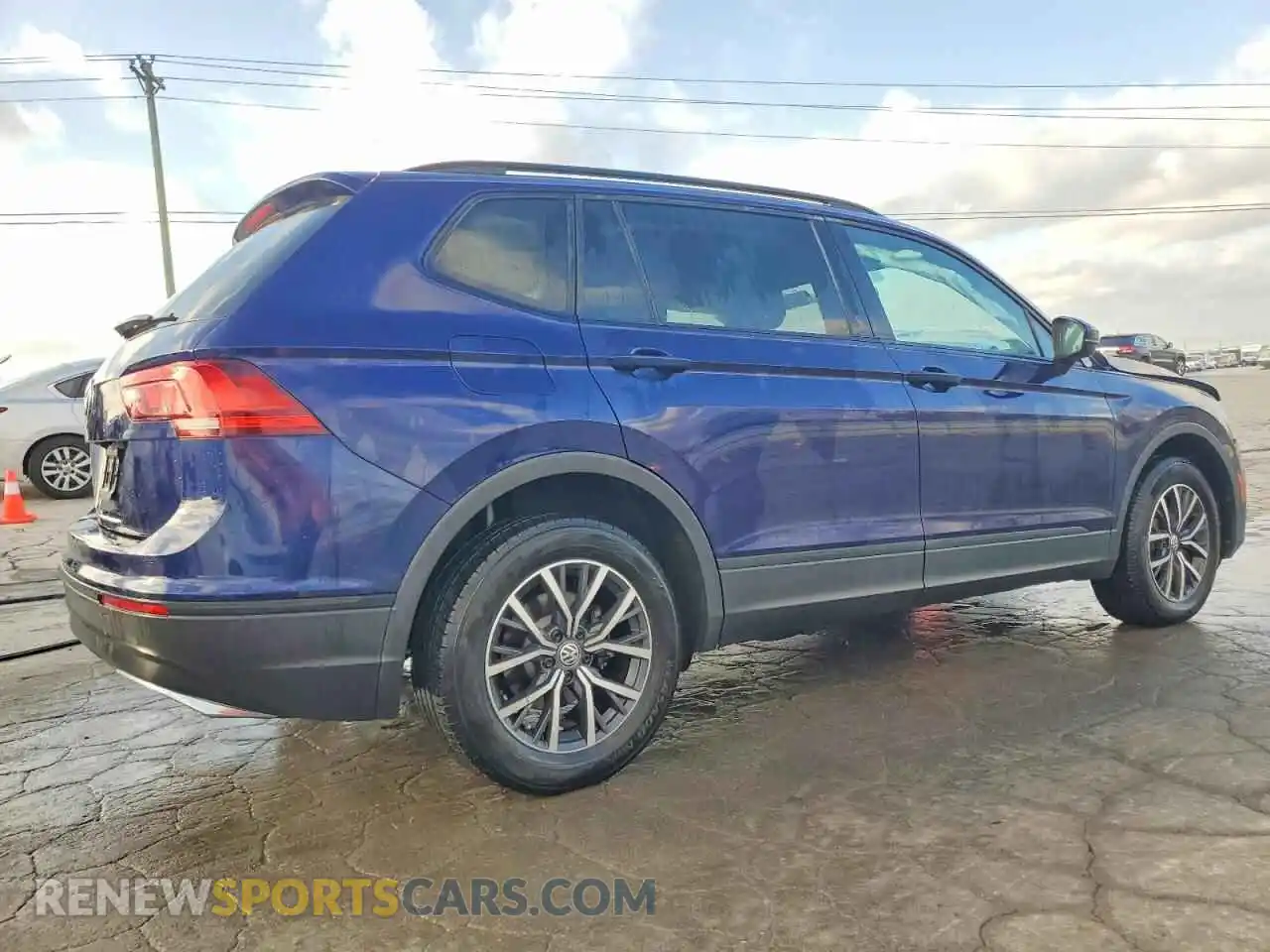 3 Photograph of a damaged car 3VV1B7AX8MM012159 VOLKSWAGEN TIGUAN 2021