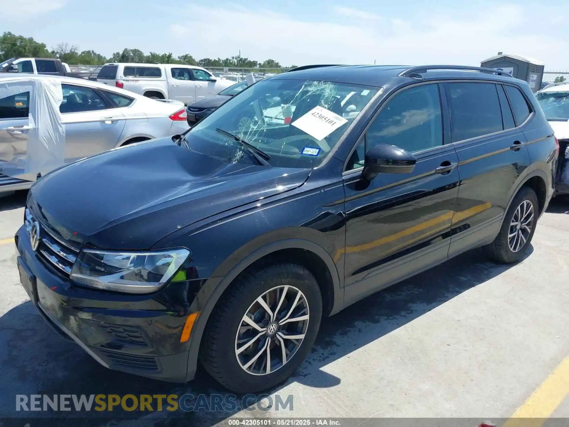 2 fotografías del automóvil dañado 3VV1B7AX9MM067347 VOLKSWAGEN TIGUAN 2021