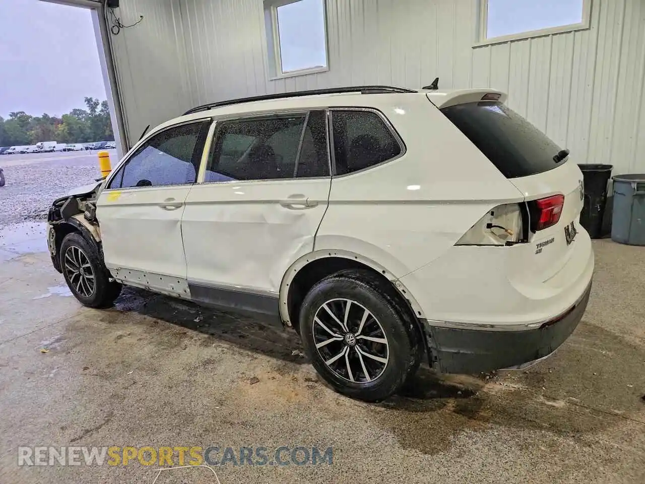 2 Photograph of a damaged car 3VV2B7AX0MM128170 VOLKSWAGEN TIGUAN 2021