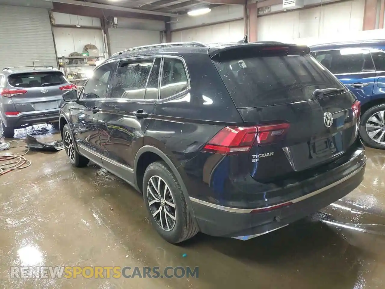 2 Фотография поврежденного автомобиля 3VV2B7AX1MM001377 VOLKSWAGEN TIGUAN 2021