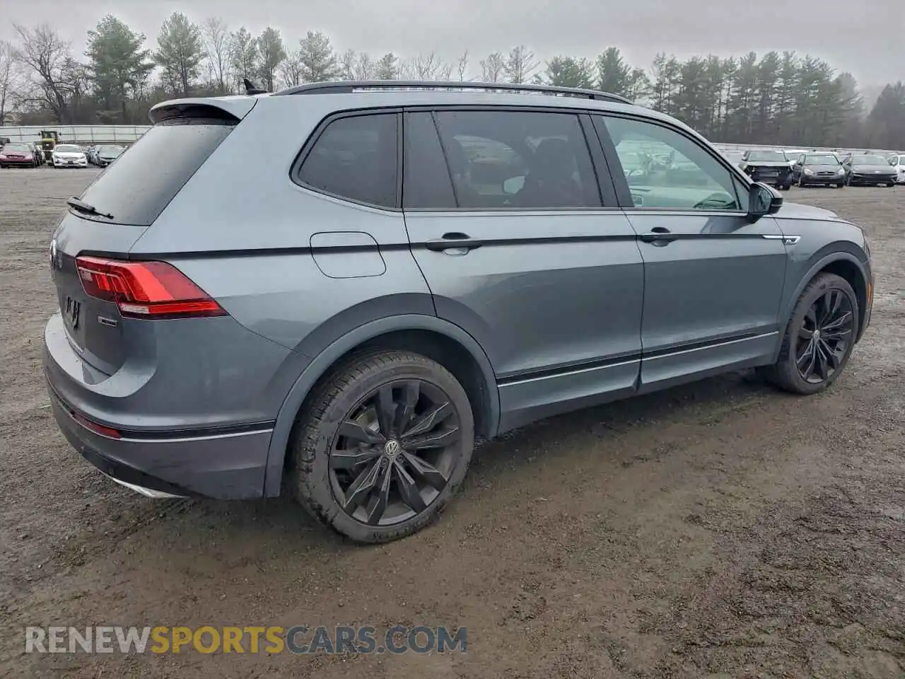 3 Photograph of a damaged car 3VV2B7AX2MM032525 VOLKSWAGEN TIGUAN 2021