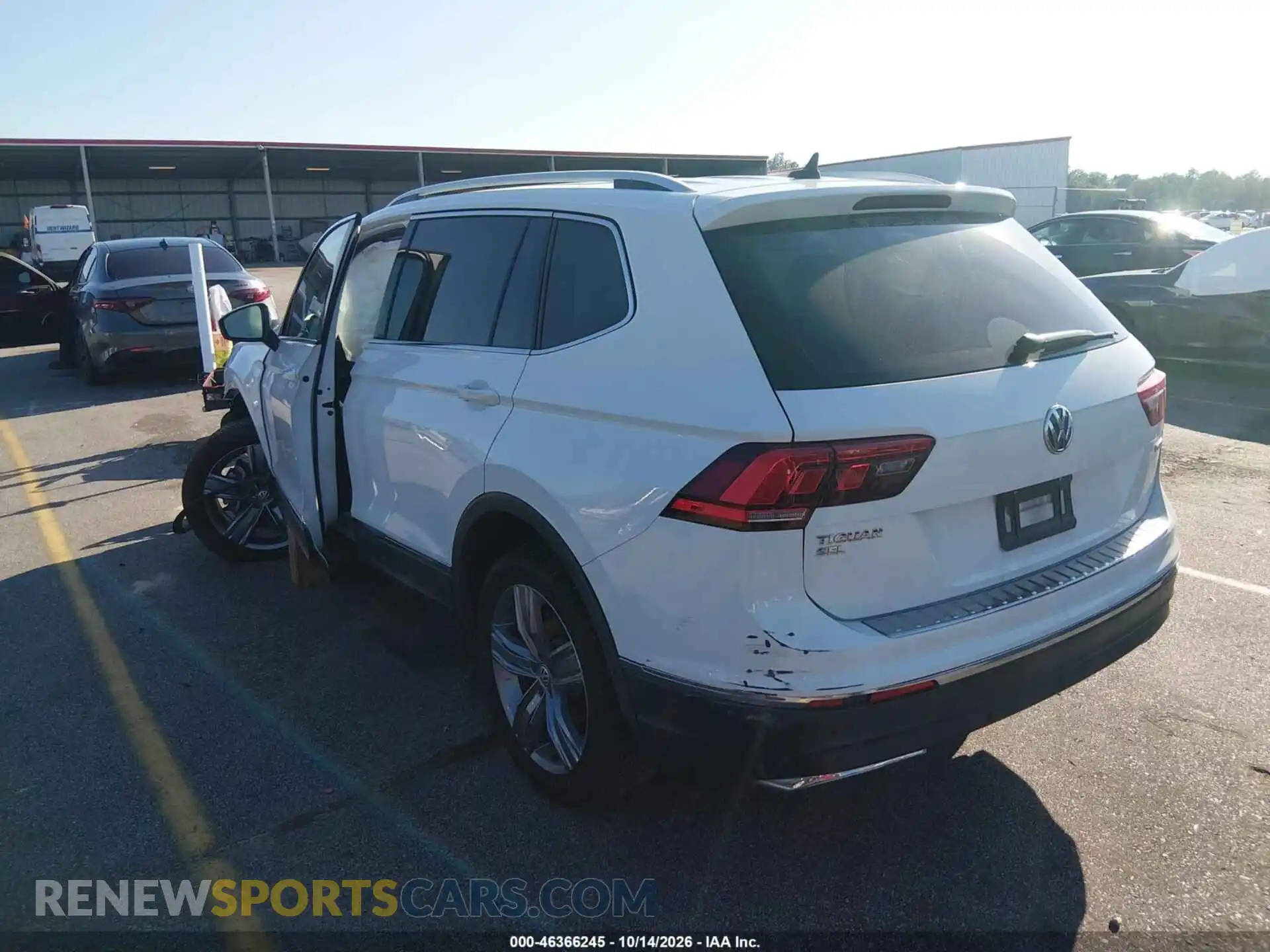 3 Photograph of a damaged car 3VV2B7AX2MM121866 VOLKSWAGEN TIGUAN 2021