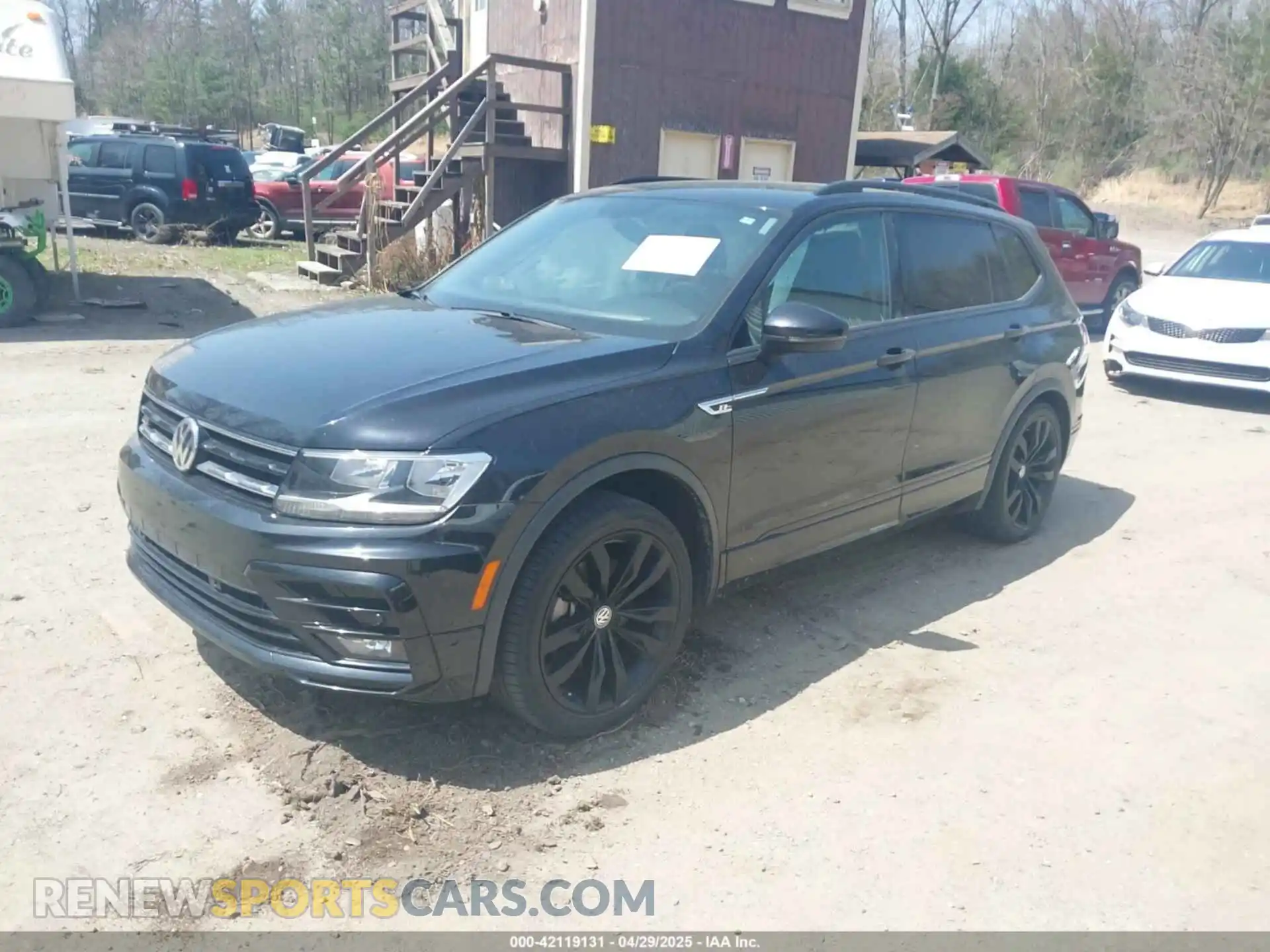 2 Photograph of a damaged car 3VV2B7AX2MM133449 VOLKSWAGEN TIGUAN 2021