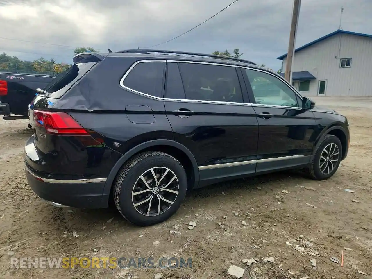 3 Photograph of a damaged car 3VV2B7AX2MM146850 VOLKSWAGEN TIGUAN 2021