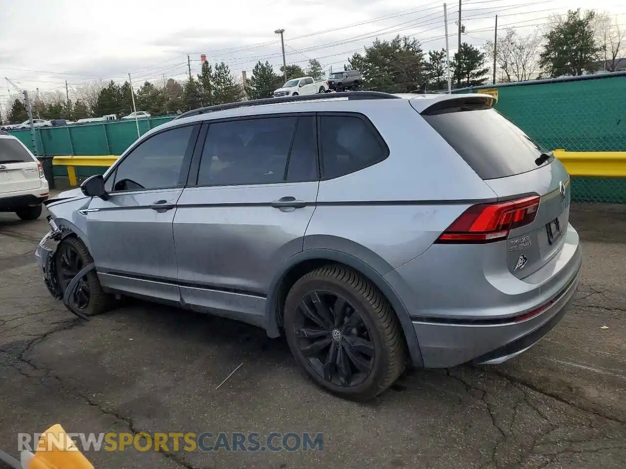 2 Photograph of a damaged car 3VV2B7AX3MM019931 VOLKSWAGEN TIGUAN 2021