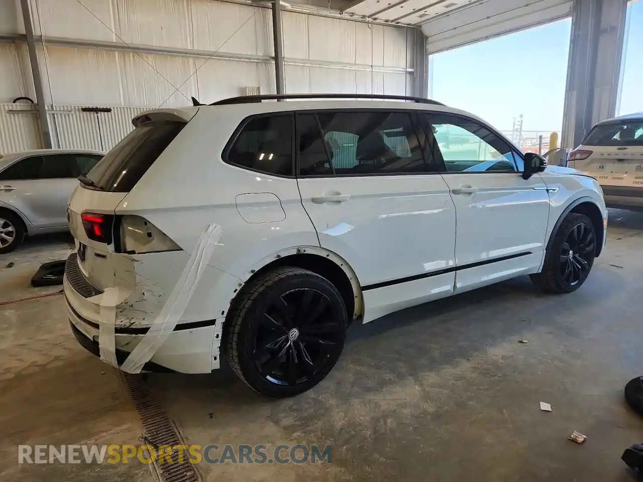 3 Фотография поврежденного автомобиля 3VV2B7AX4MM024510 VOLKSWAGEN TIGUAN 2021