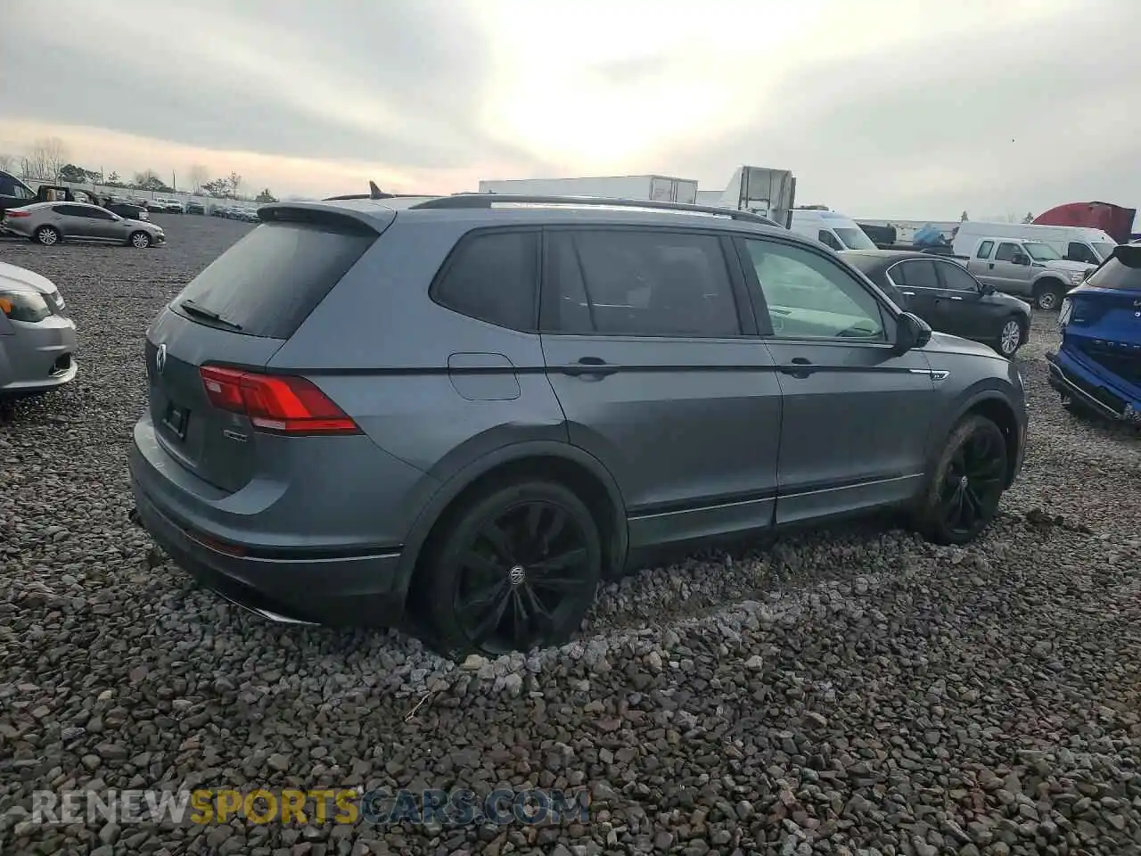 3 Photograph of a damaged car 3VV2B7AX6MM039459 VOLKSWAGEN TIGUAN 2021