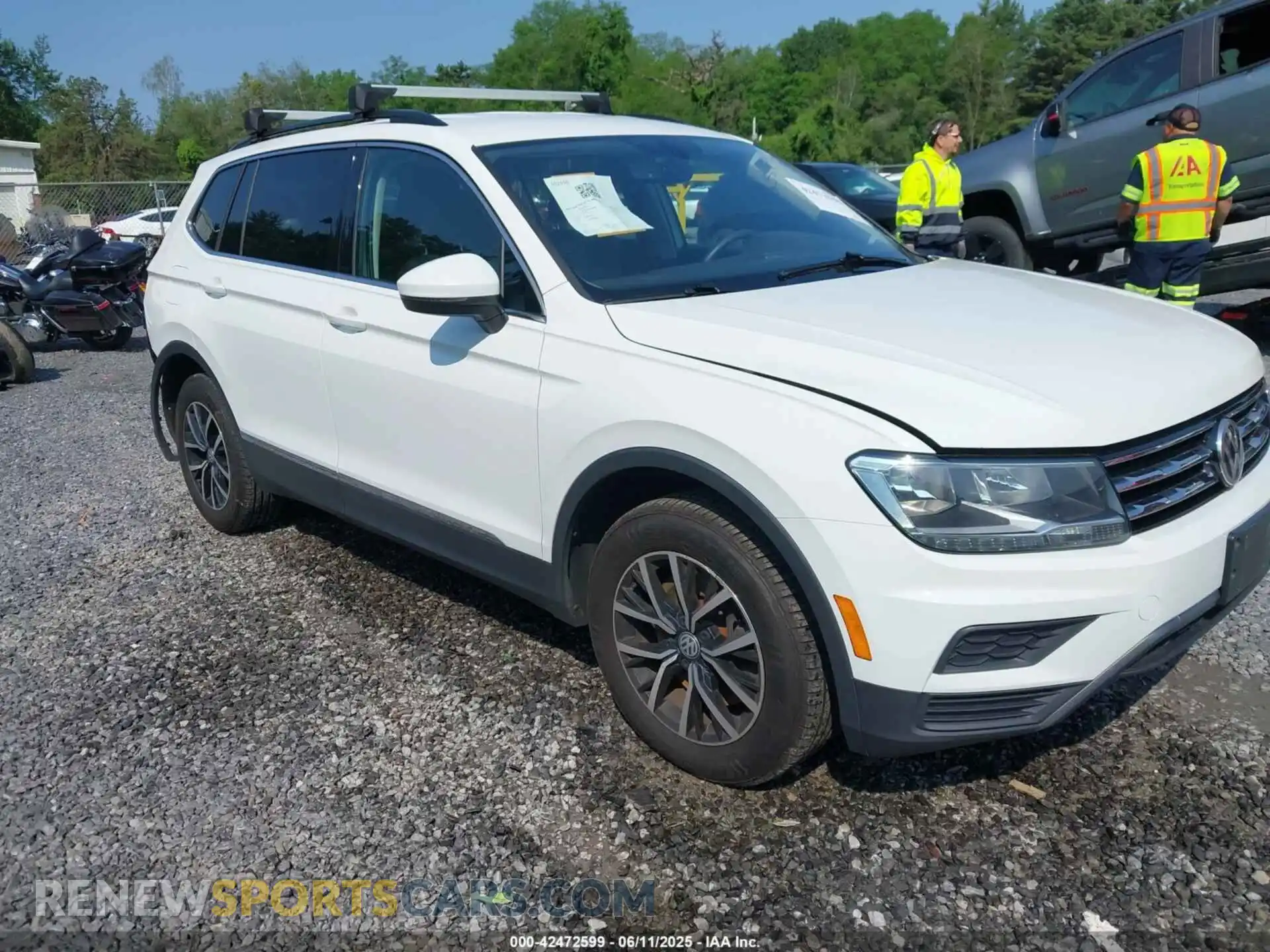 1 Photograph of a damaged car 3VV2B7AX6MM040076 VOLKSWAGEN TIGUAN 2021
