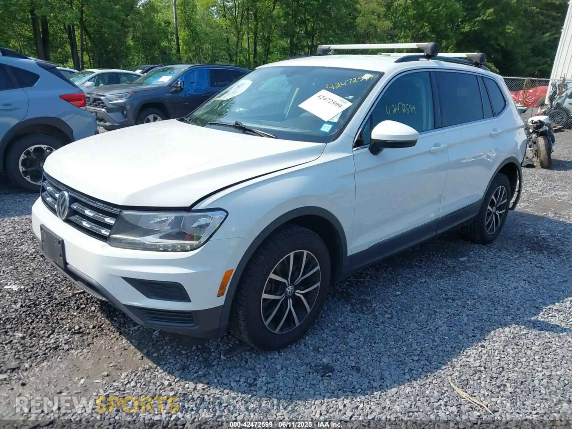 2 Photograph of a damaged car 3VV2B7AX6MM040076 VOLKSWAGEN TIGUAN 2021