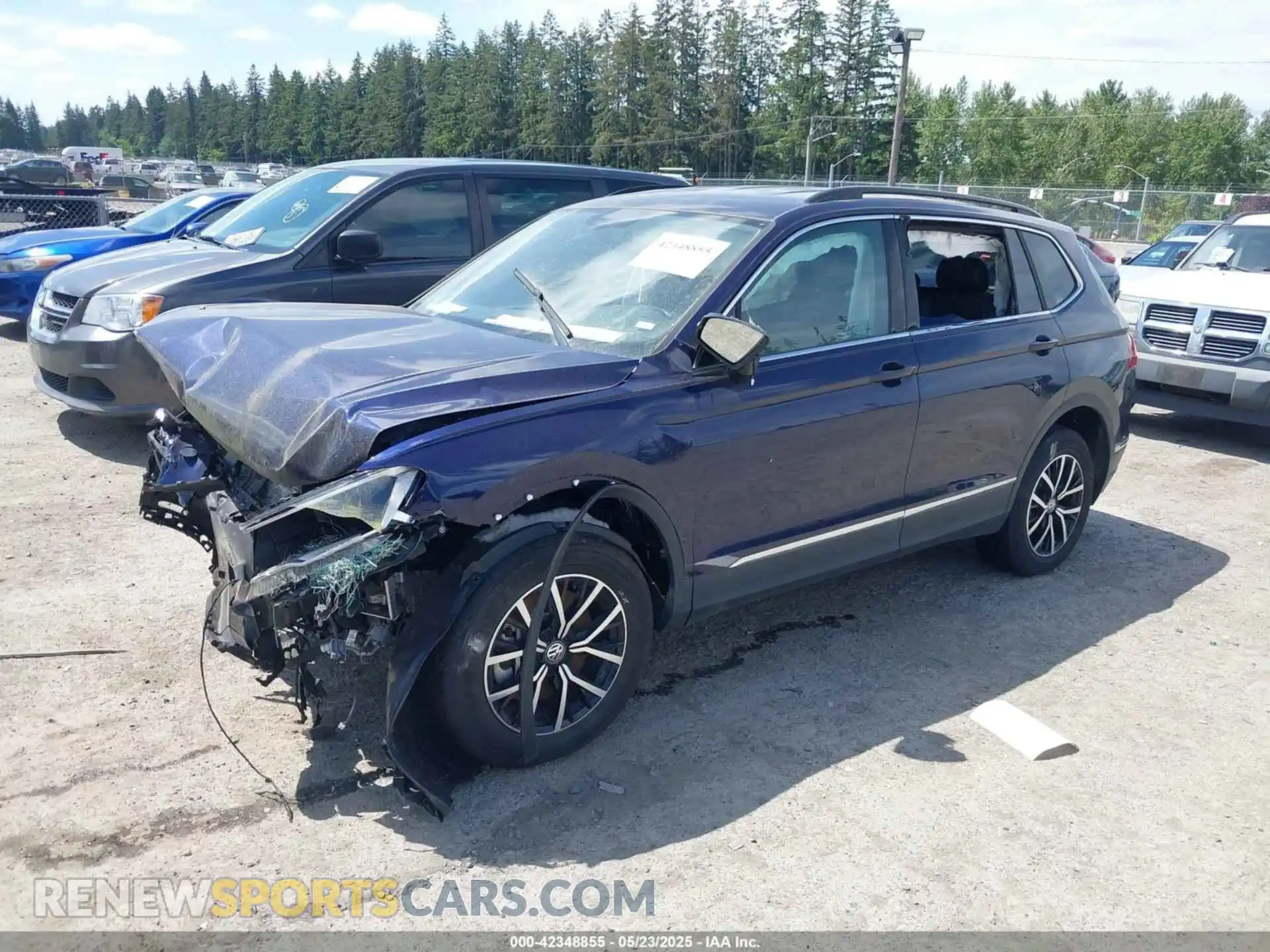 2 Photograph of a damaged car 3VV2B7AX6MM067004 VOLKSWAGEN TIGUAN 2021