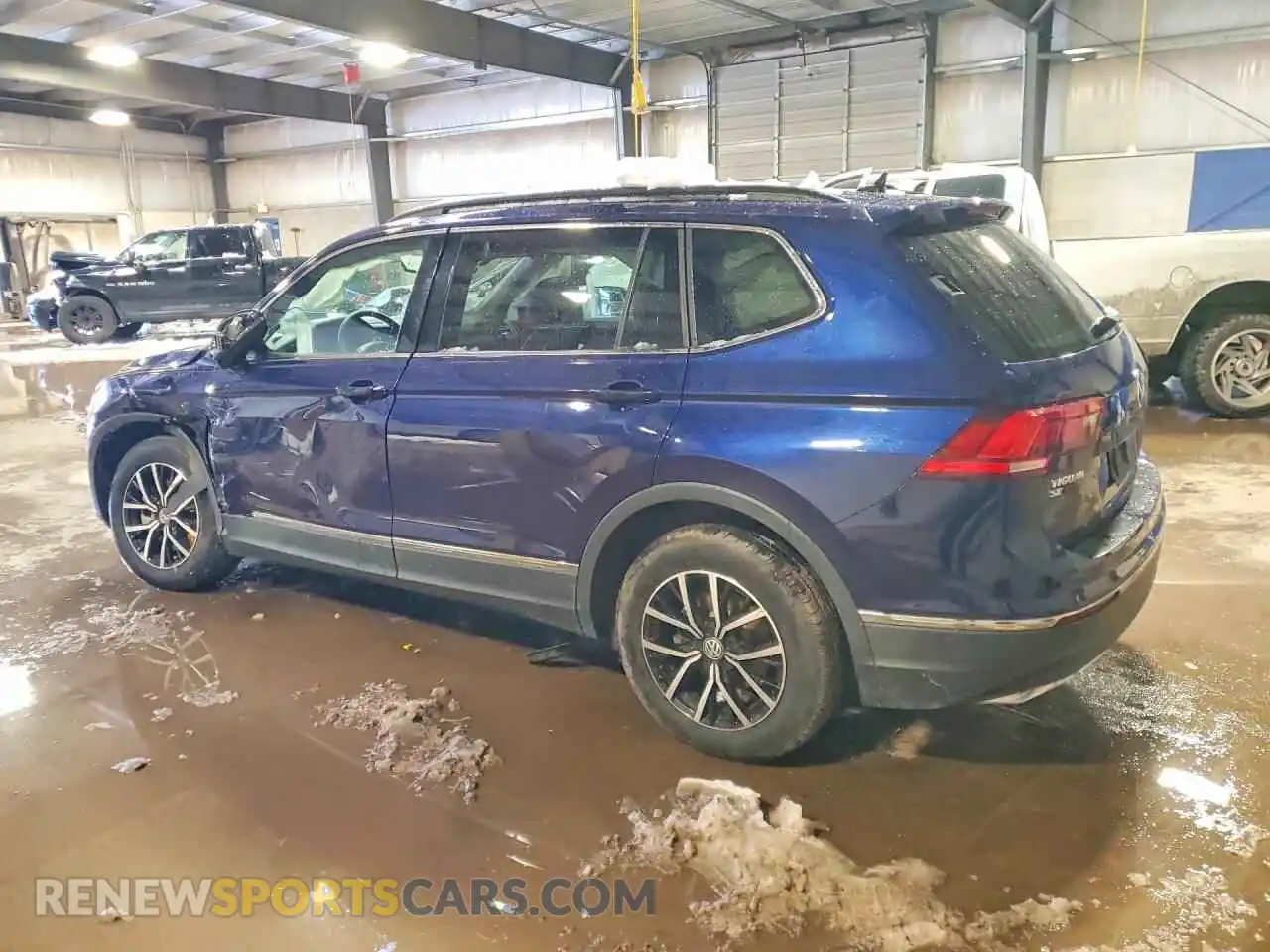 2 Photograph of a damaged car 3VV2B7AX6MM068248 VOLKSWAGEN TIGUAN 2021