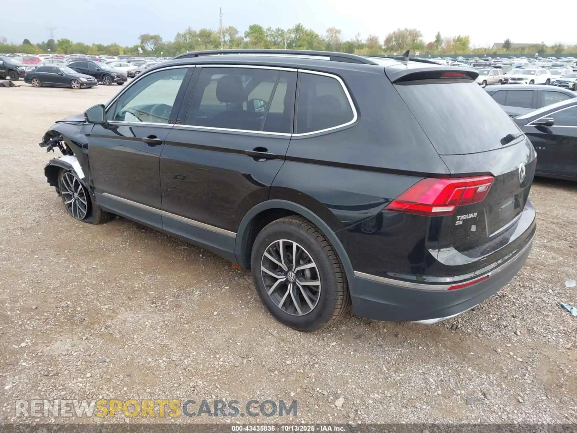 3 Photograph of a damaged car 3VV2B7AX6MM069268 VOLKSWAGEN TIGUAN 2021
