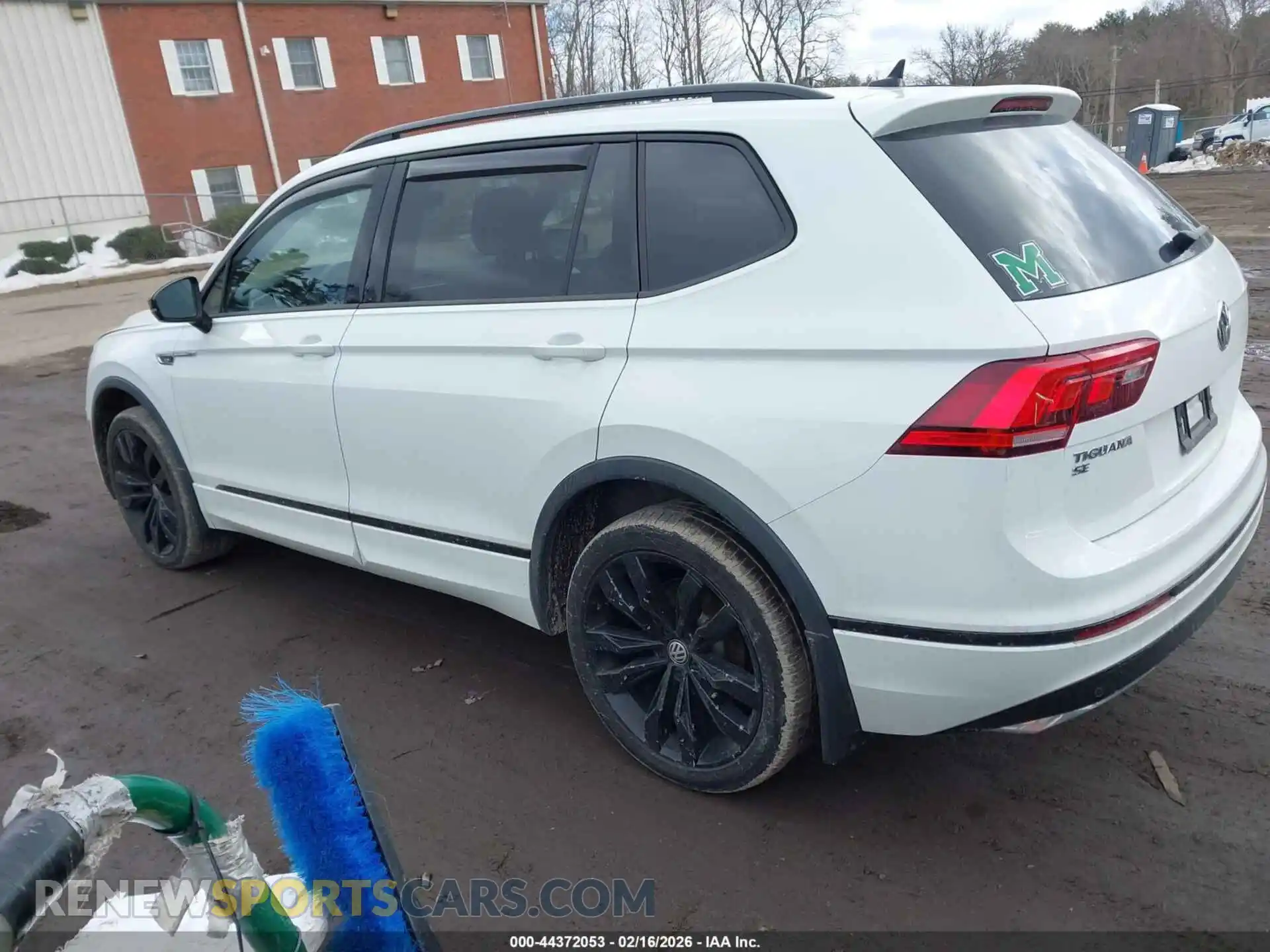 3 Photograph of a damaged car 3VV2B7AX6MM098656 VOLKSWAGEN TIGUAN 2021