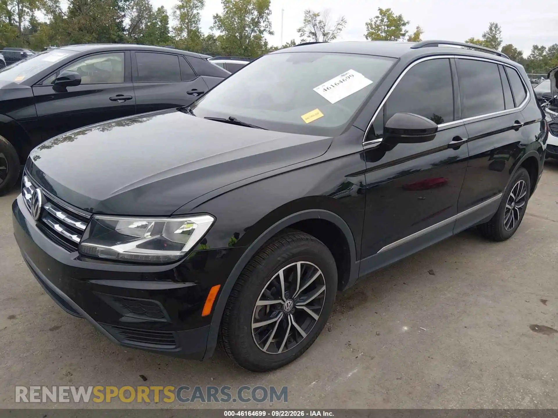 2 Photograph of a damaged car 3VV2B7AX6MM123393 VOLKSWAGEN TIGUAN 2021