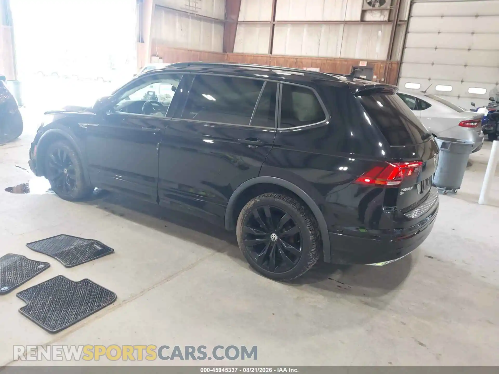 3 Photograph of a damaged car 3VV2B7AX7MM061468 VOLKSWAGEN TIGUAN 2021