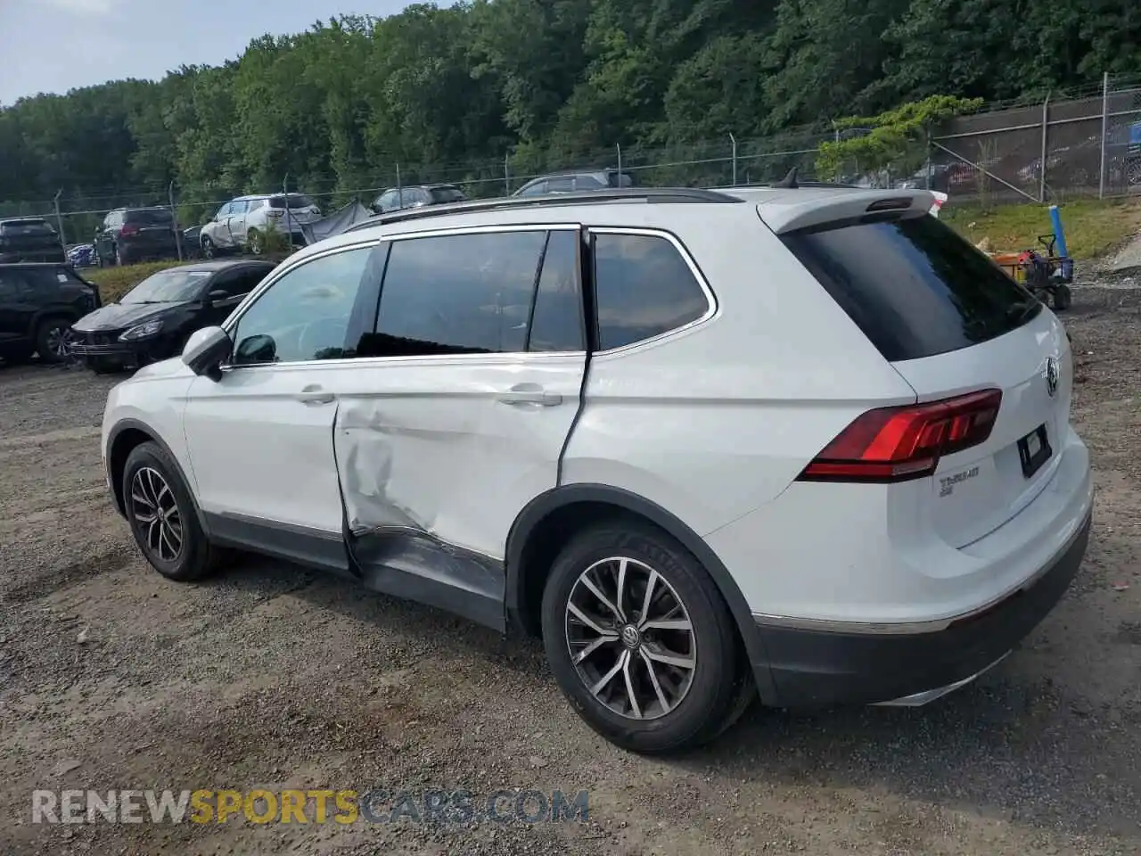 2 Photograph of a damaged car 3VV2B7AX8MM046252 VOLKSWAGEN TIGUAN 2021