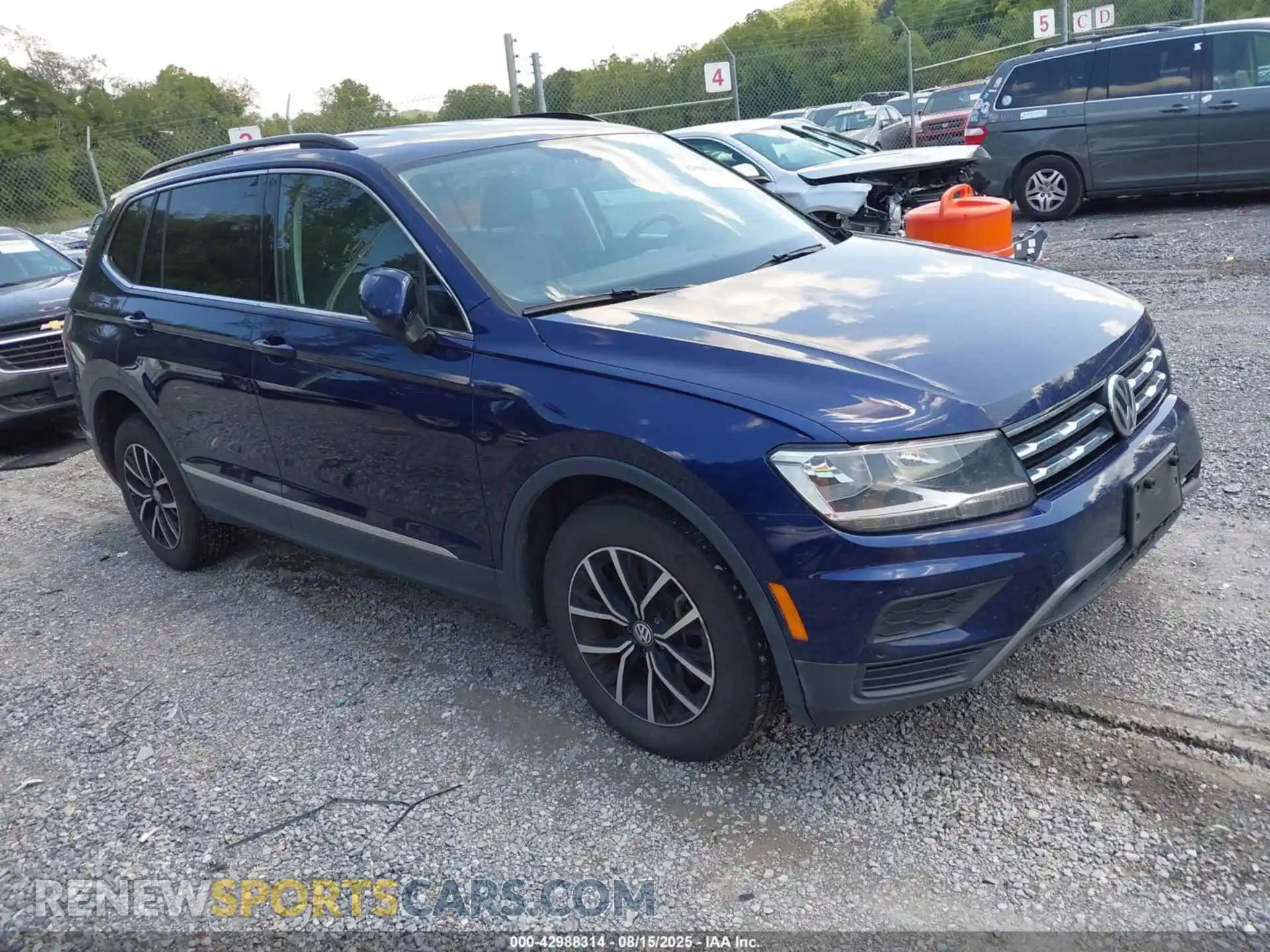 1 Фотография поврежденного автомобиля 3VV2B7AX8MM056411 VOLKSWAGEN TIGUAN 2021