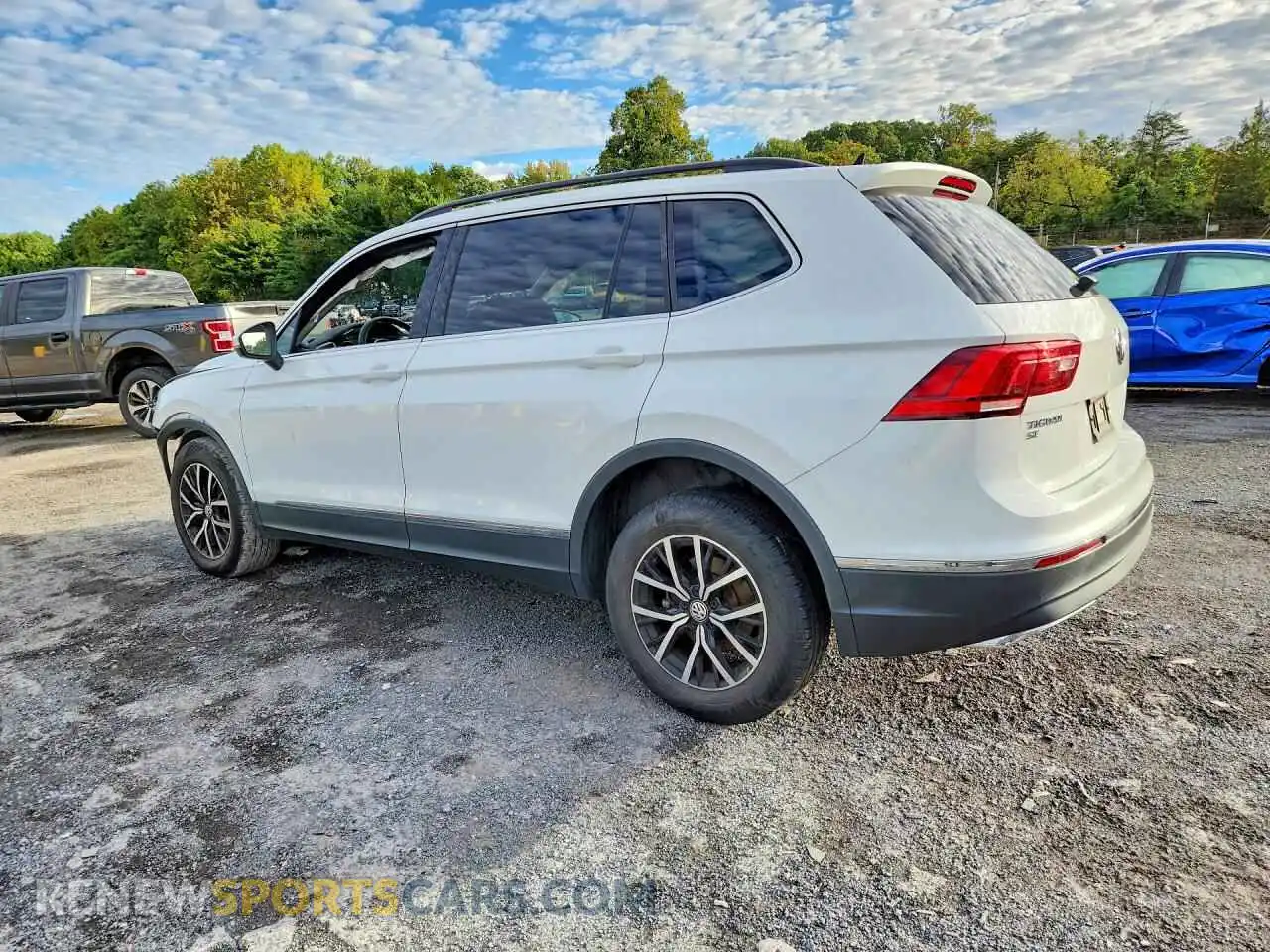 2 Photograph of a damaged car 3VV2B7AX8MM146237 VOLKSWAGEN TIGUAN 2021