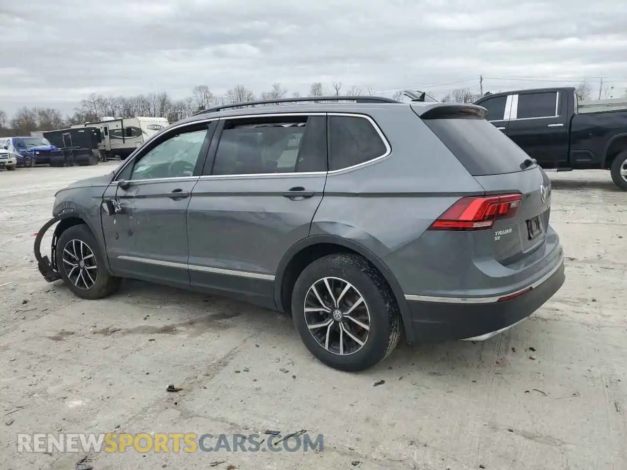 2 Photograph of a damaged car 3VV2B7AX8MM146920 VOLKSWAGEN TIGUAN 2021