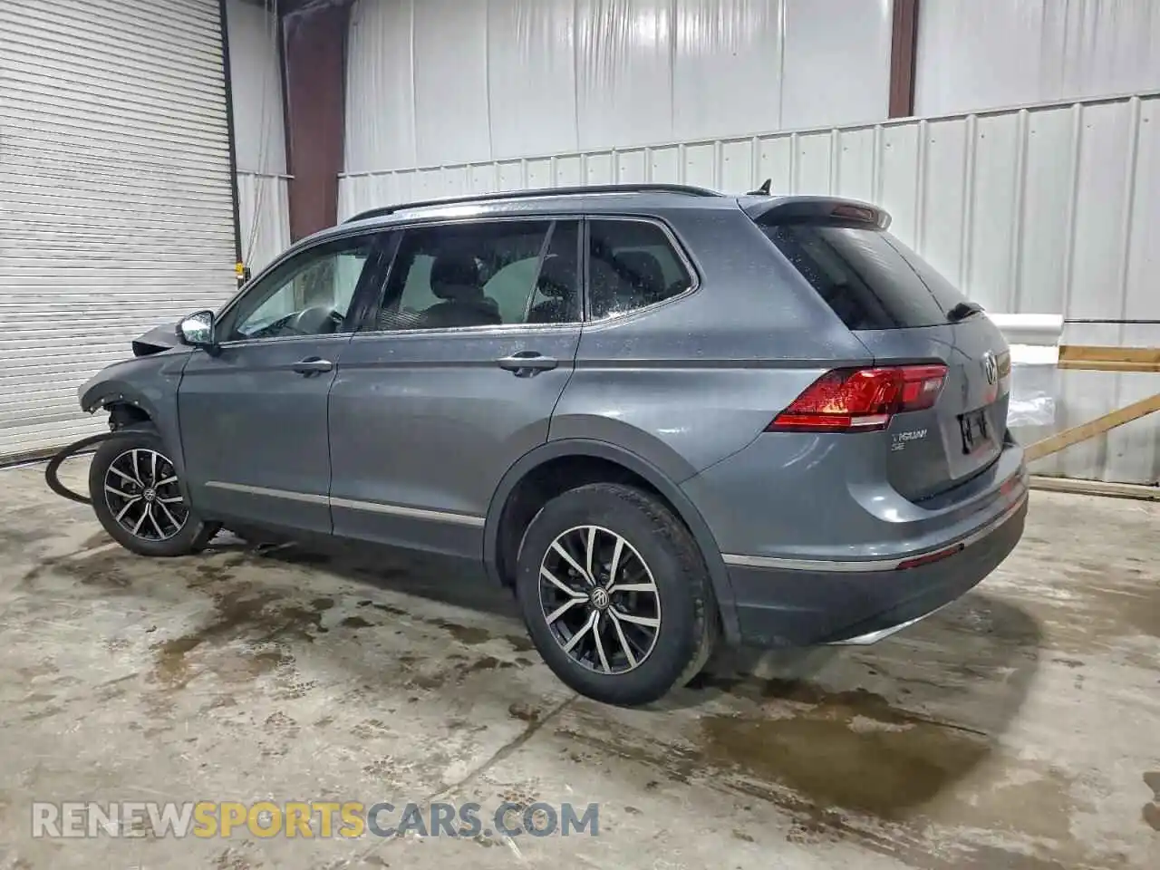 2 Photograph of a damaged car 3VV2B7AX9MM091233 VOLKSWAGEN TIGUAN 2021