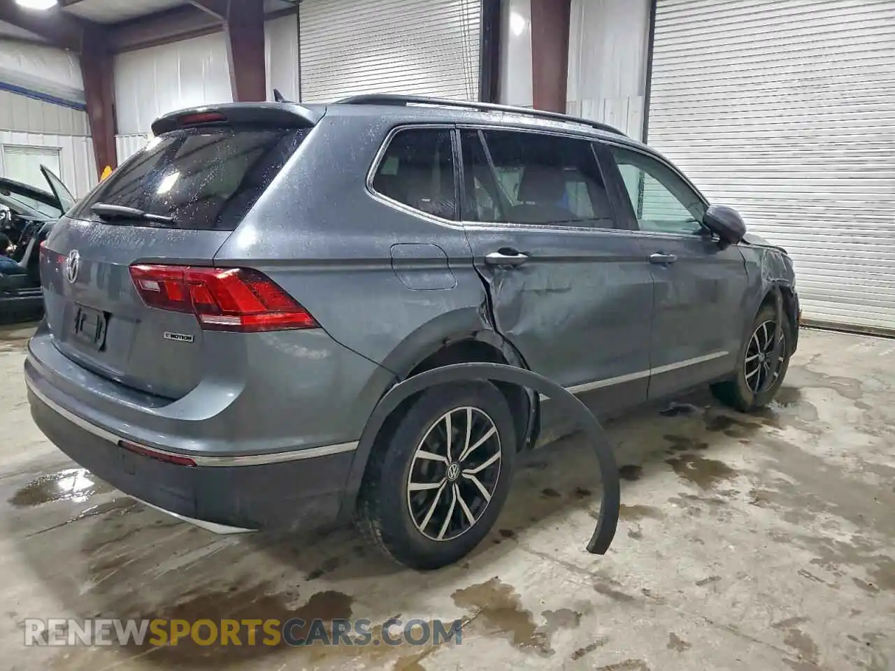 3 Photograph of a damaged car 3VV2B7AX9MM091233 VOLKSWAGEN TIGUAN 2021
