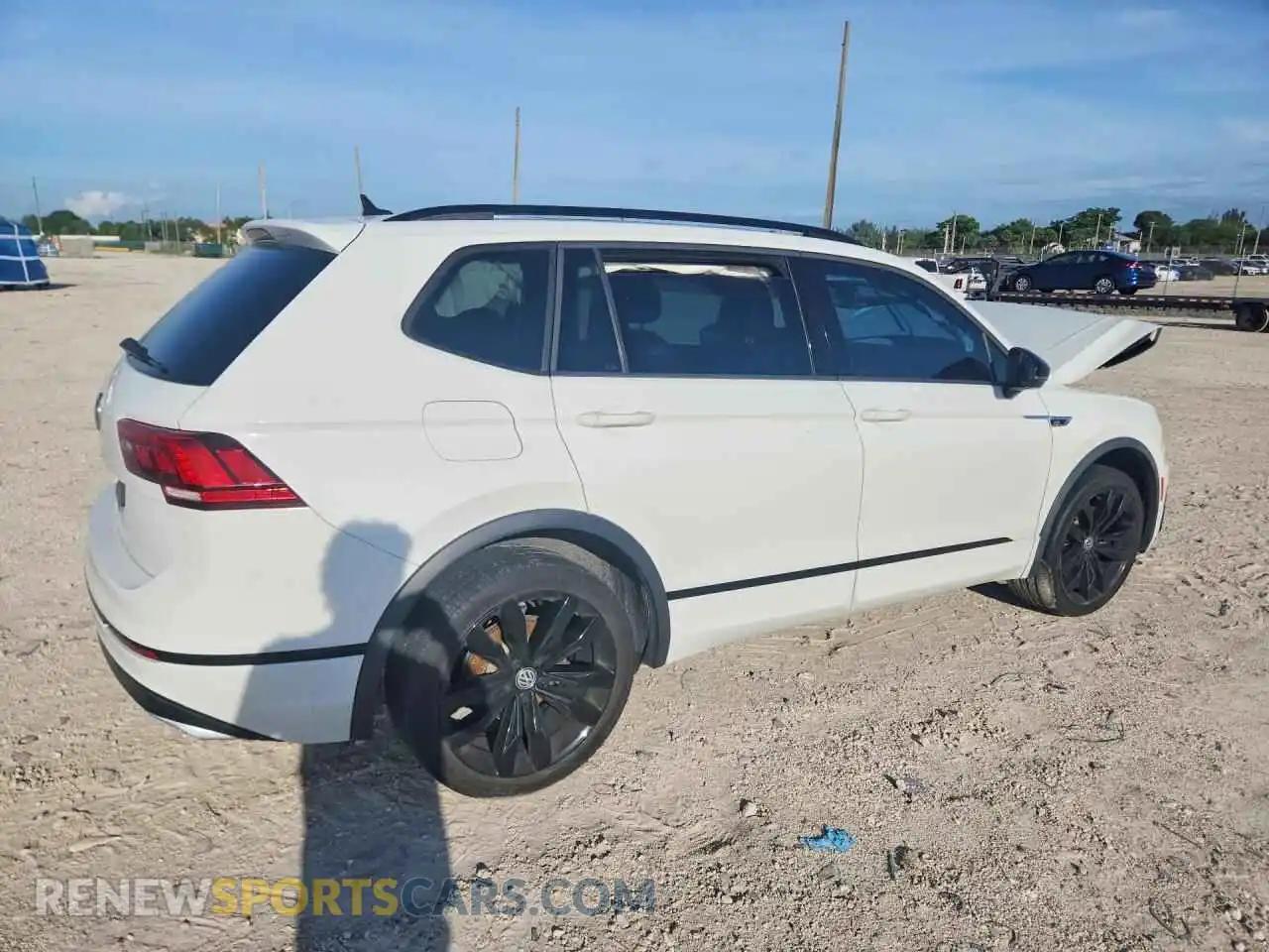 3 Photograph of a damaged car 3VV3B7AX0MM102723 VOLKSWAGEN TIGUAN 2021