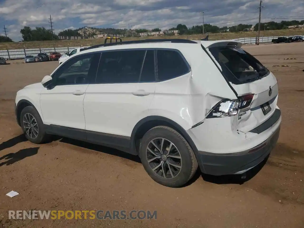 2 Photograph of a damaged car 3VV3B7AX1MM080134 VOLKSWAGEN TIGUAN 2021
