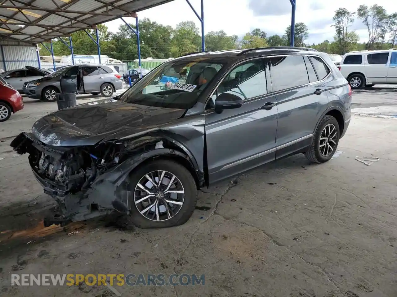 1 Photograph of a damaged car 3VV3B7AX2MM046915 VOLKSWAGEN TIGUAN 2021