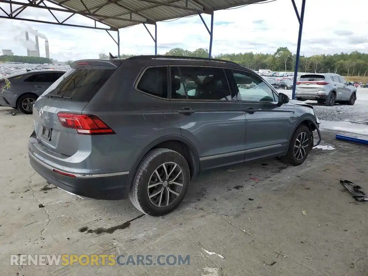 3 Photograph of a damaged car 3VV3B7AX2MM046915 VOLKSWAGEN TIGUAN 2021