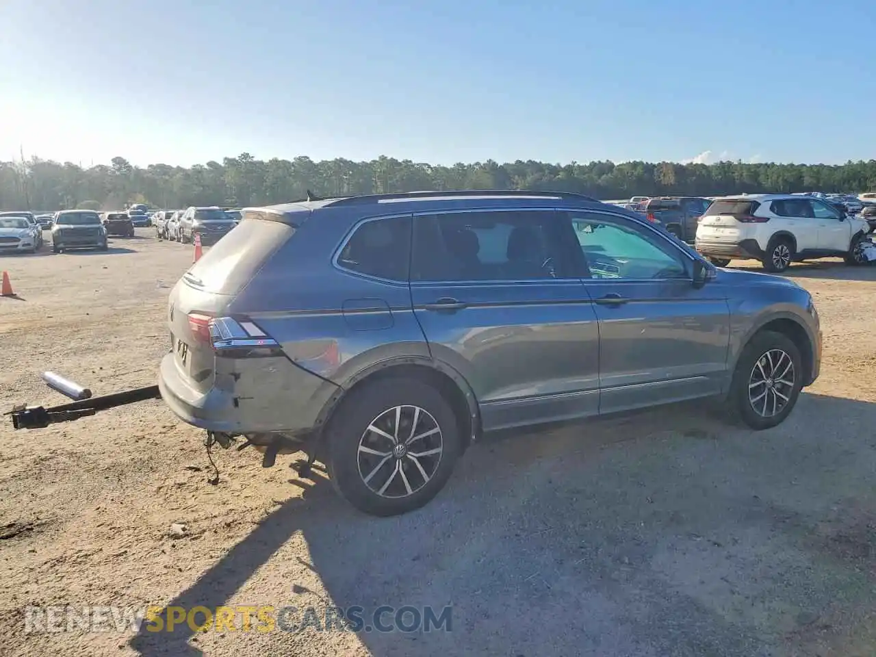 3 Photograph of a damaged car 3VV3B7AX2MM123735 VOLKSWAGEN TIGUAN 2021