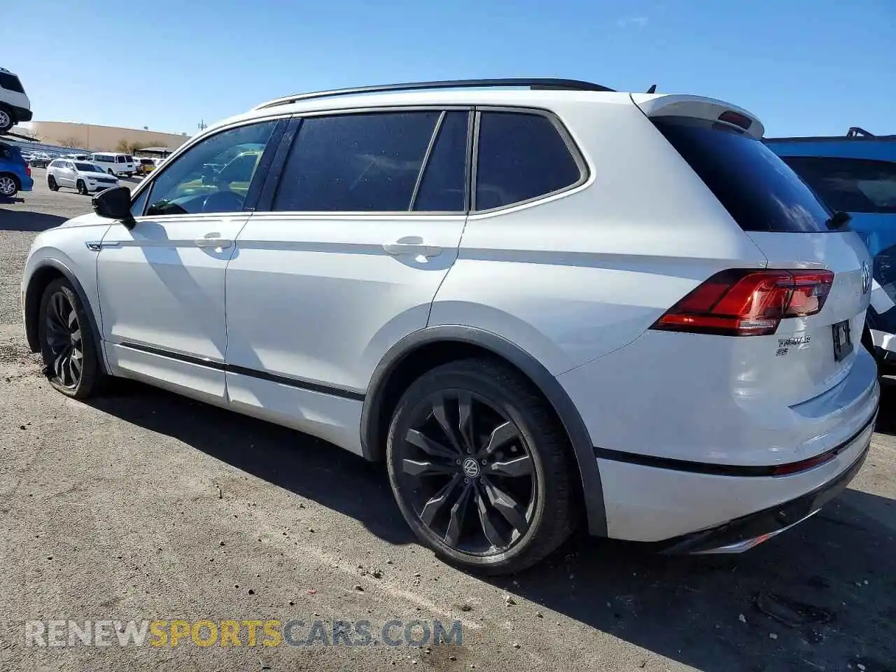 2 Photograph of a damaged car 3VV3B7AX4MM013821 VOLKSWAGEN TIGUAN 2021