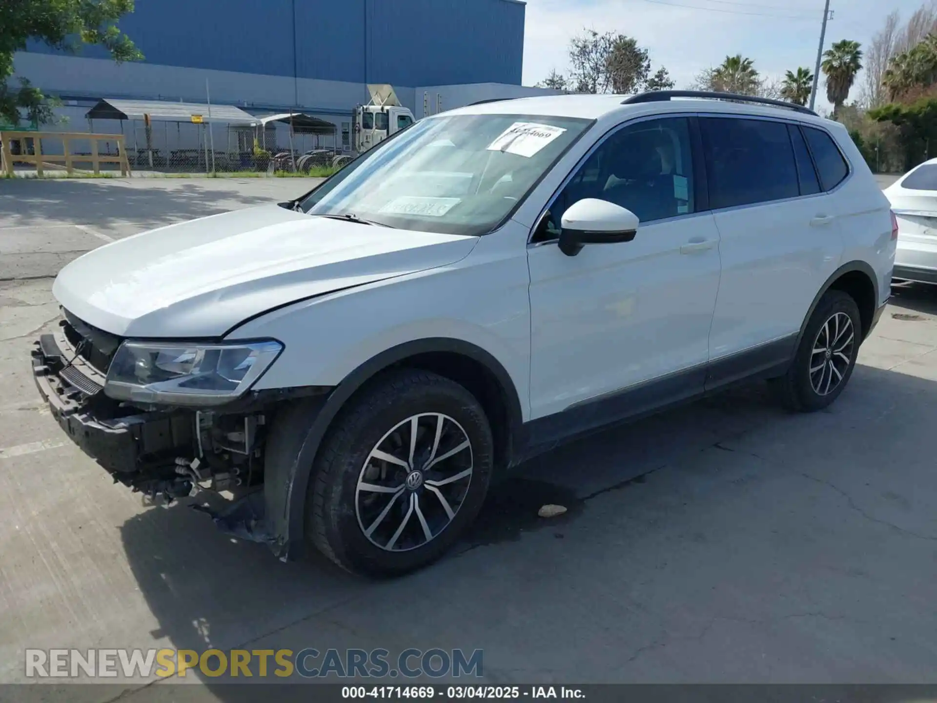 2 Photograph of a damaged car 3VV3B7AX5MM033611 VOLKSWAGEN TIGUAN 2021