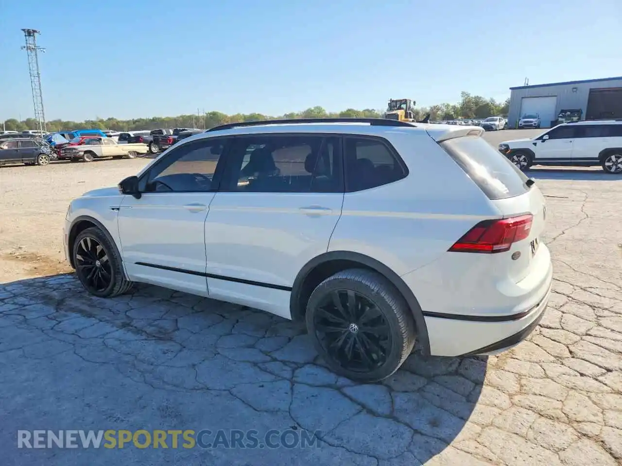 2 Photograph of a damaged car 3VV3B7AX5MM091279 VOLKSWAGEN TIGUAN 2021