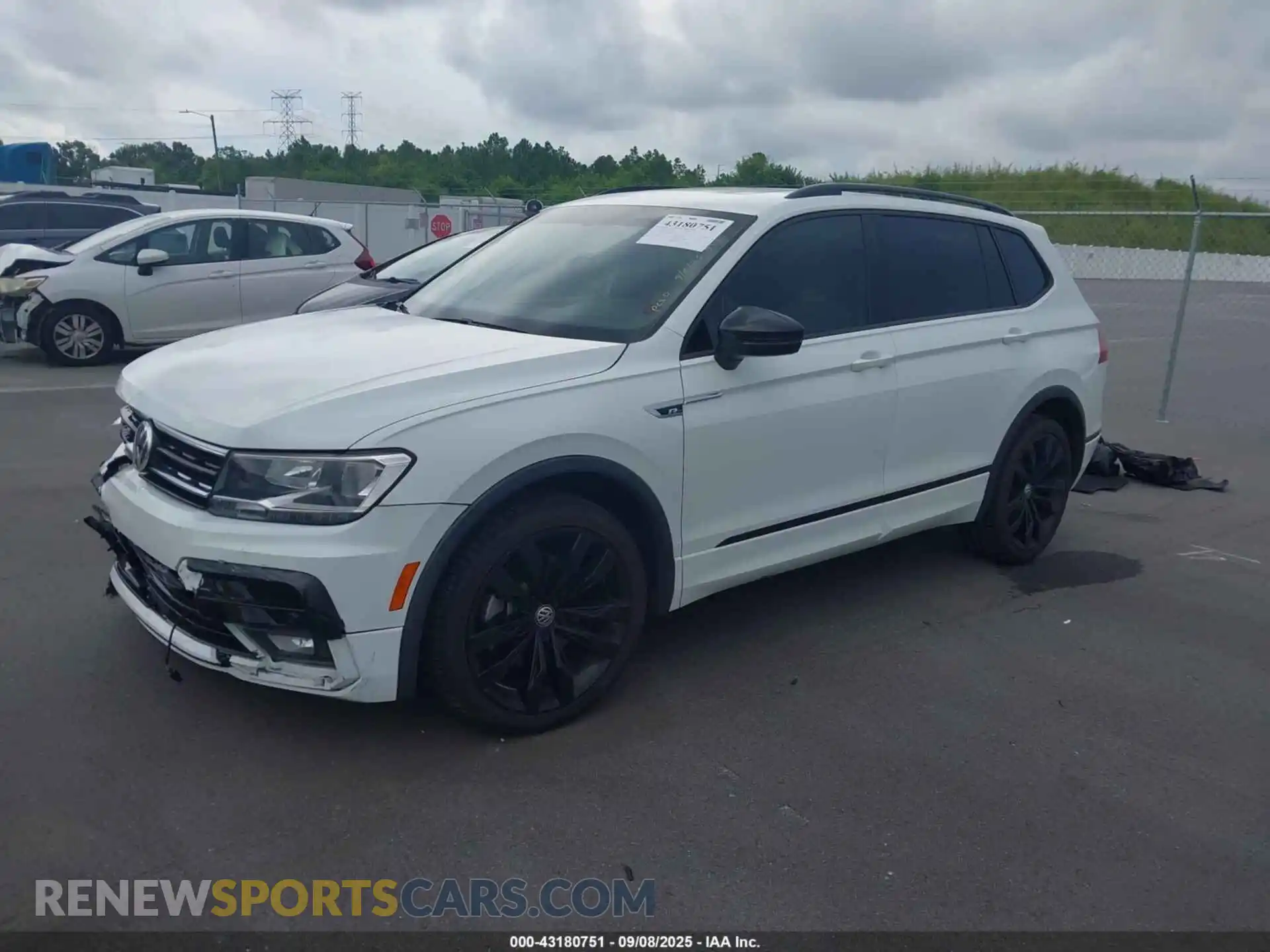 2 Photograph of a damaged car 3VV3B7AX5MM099222 VOLKSWAGEN TIGUAN 2021