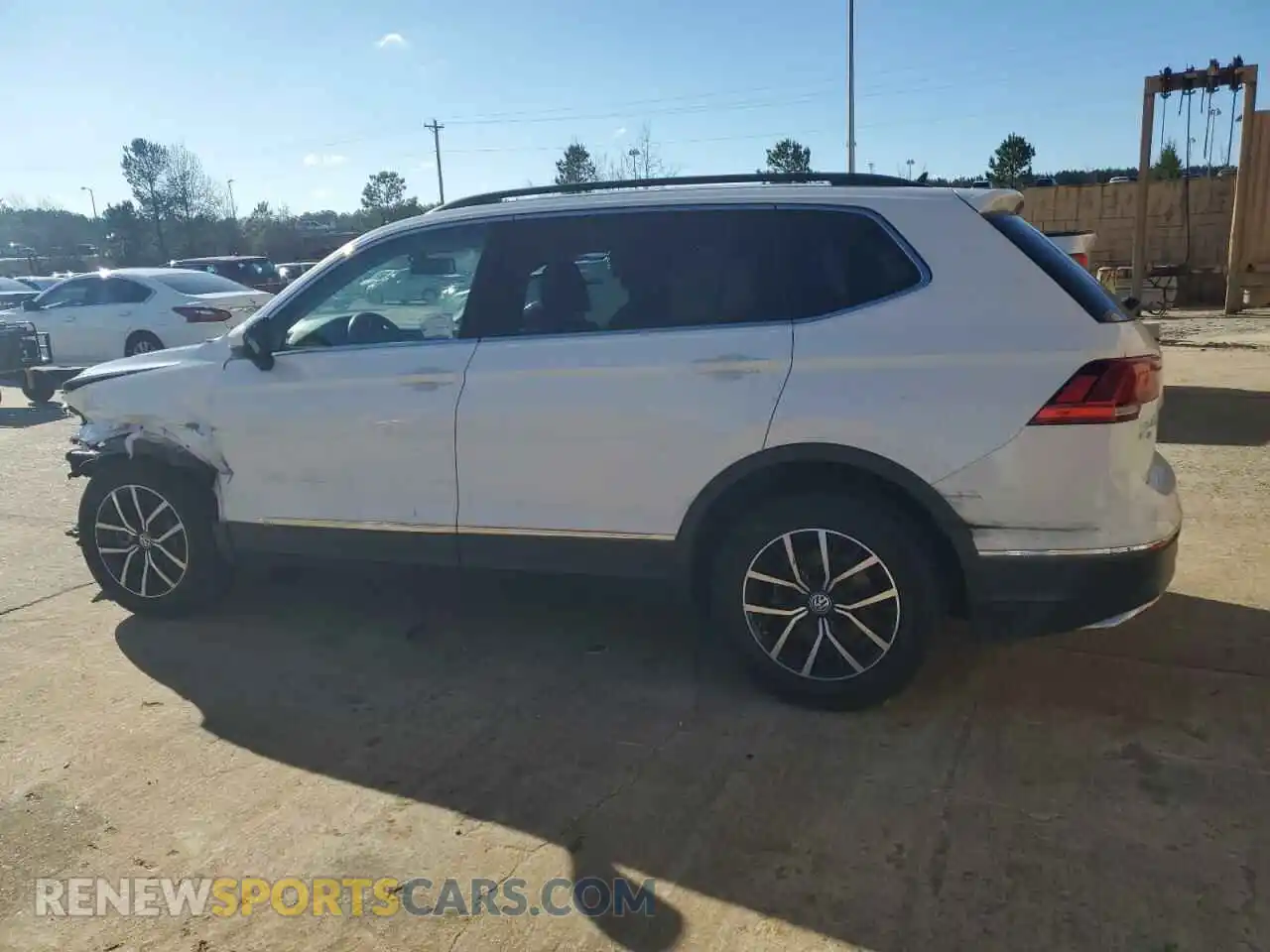 2 Photograph of a damaged car 3VV3B7AX5MM114205 VOLKSWAGEN TIGUAN 2021
